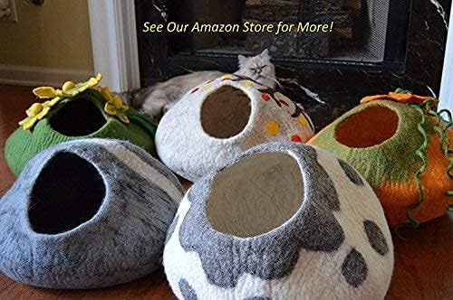Wool Cat Toys - Felt Cat Toy Balls for Small Pet Fetch and Play - Eco Friendly Quiet Wool Ball Cat Toy for Cats and Kittens - Choose Your Colors (Green)