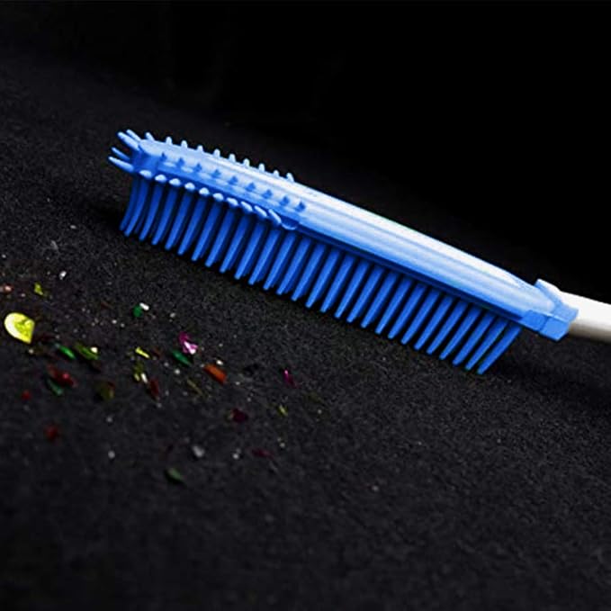LandHope 2 Pack Pet Hair Removal Tool Pet Hair Remover Rubber Cat Hair Remover Portable for Carpet Clothes Furniture Sofa Leather Car Seat Bath with Massage Effect (Green + Blue)