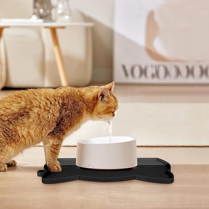 Coomazy Cat Food Mat, Thicker Dog Feeding Mat for Food and Water, Waterproof Non-Slip Silicone Mat for Floor, Dog Food Mat with Raised Edge to Prevent Food Spills and Water Runoff (Black, Medium)