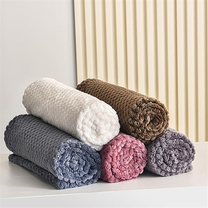 Pet Blanket Warm Soft Dog Blankets Washable Cat Throw Blankets Sofa Bed Couch Furniture Protector Cover for Small Medium Large Dogs Cats, Green, 39" x 47"