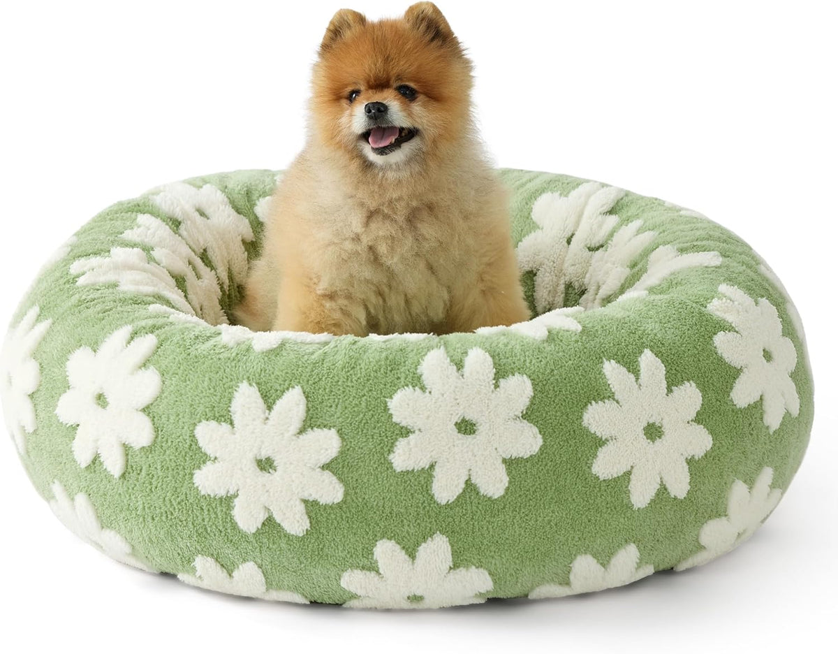 LE SURE Donut Small Dog Bed - Round Cat Beds for Indoor Cats Calming Pet Beds, Cute Modern Beds with Jacquard Shaggy Plush & Anti Slip Bottom, 27 Inch, Green