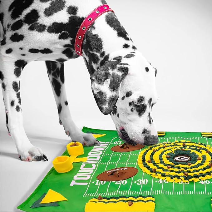 NFL Green Bay Packers Dog Snuffle Mat – Interactive Pet Slow Feeder, Football Field Design Food Puzzle Toy for Dogs & Cats, Foraging Activity Mat for Smarter Feeding